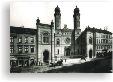 Walking Tour - Jewish Cultural Heritage in Budapest